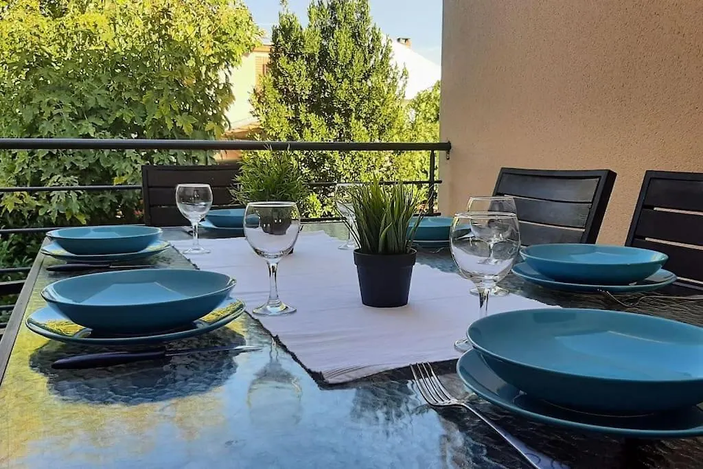 Toulouse Charmant T3 Ponts Jumeaux Avec Terrasse Apartment 0*,  France